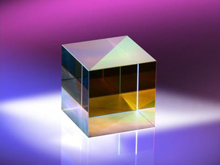 UV-High Power Polarization Cube BeamSplitter